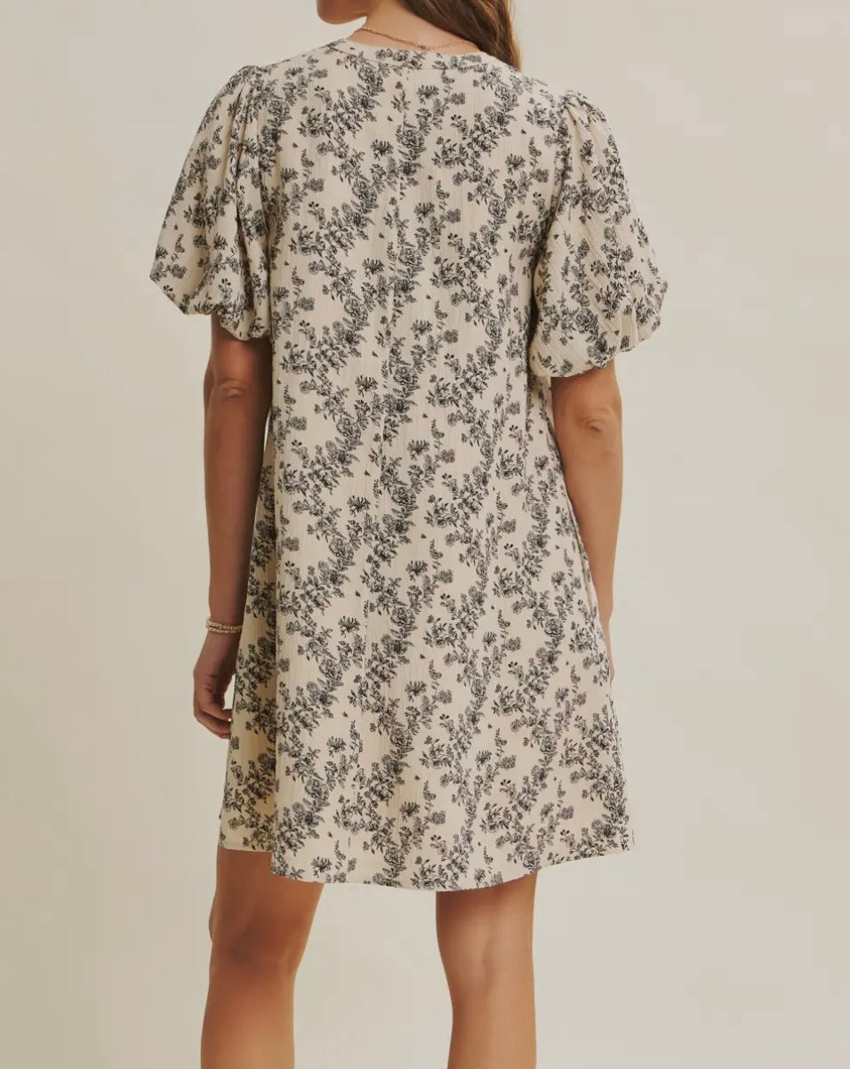 Textured floral bubble sleeve dress