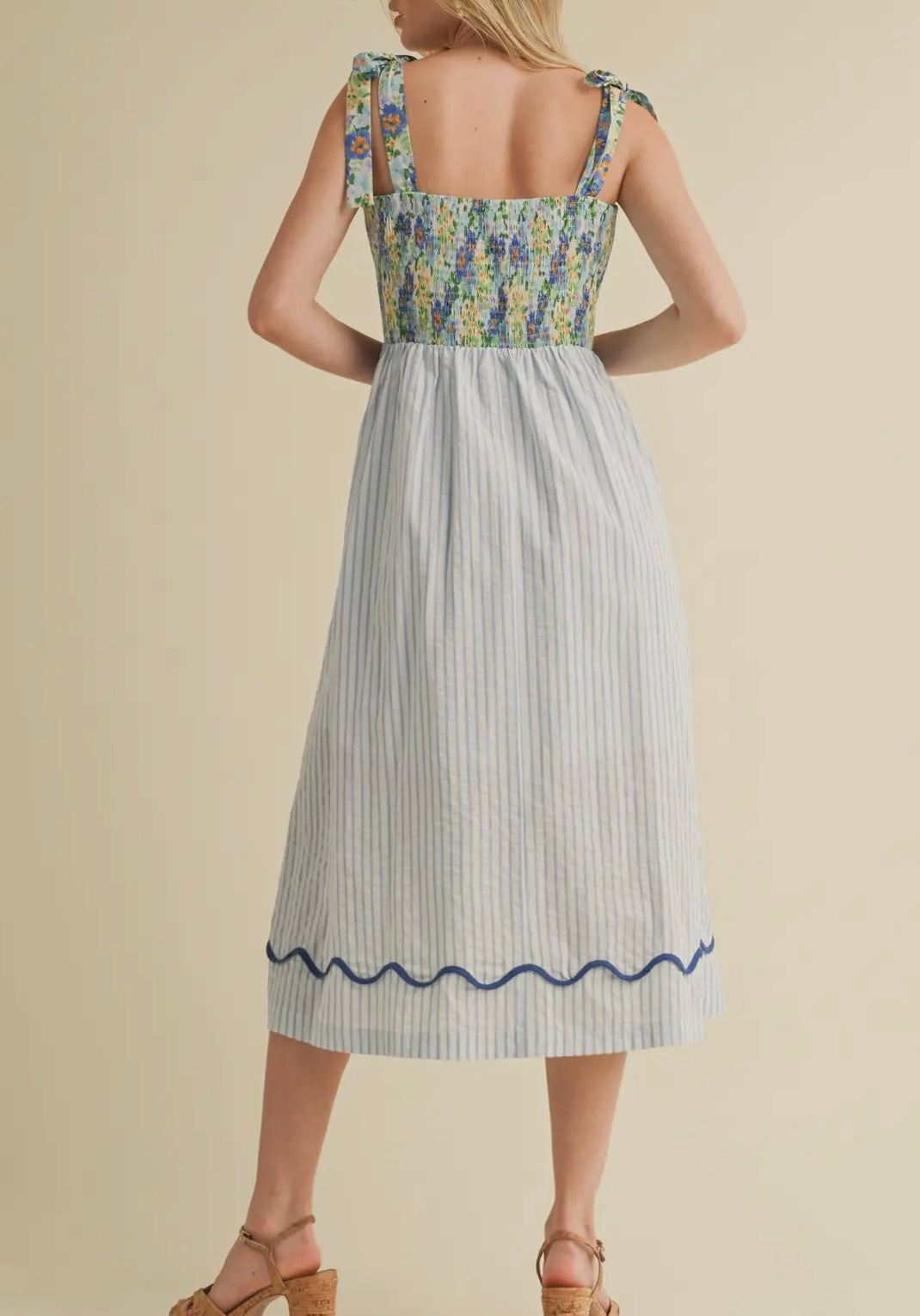 Scalloped floral midi dress
