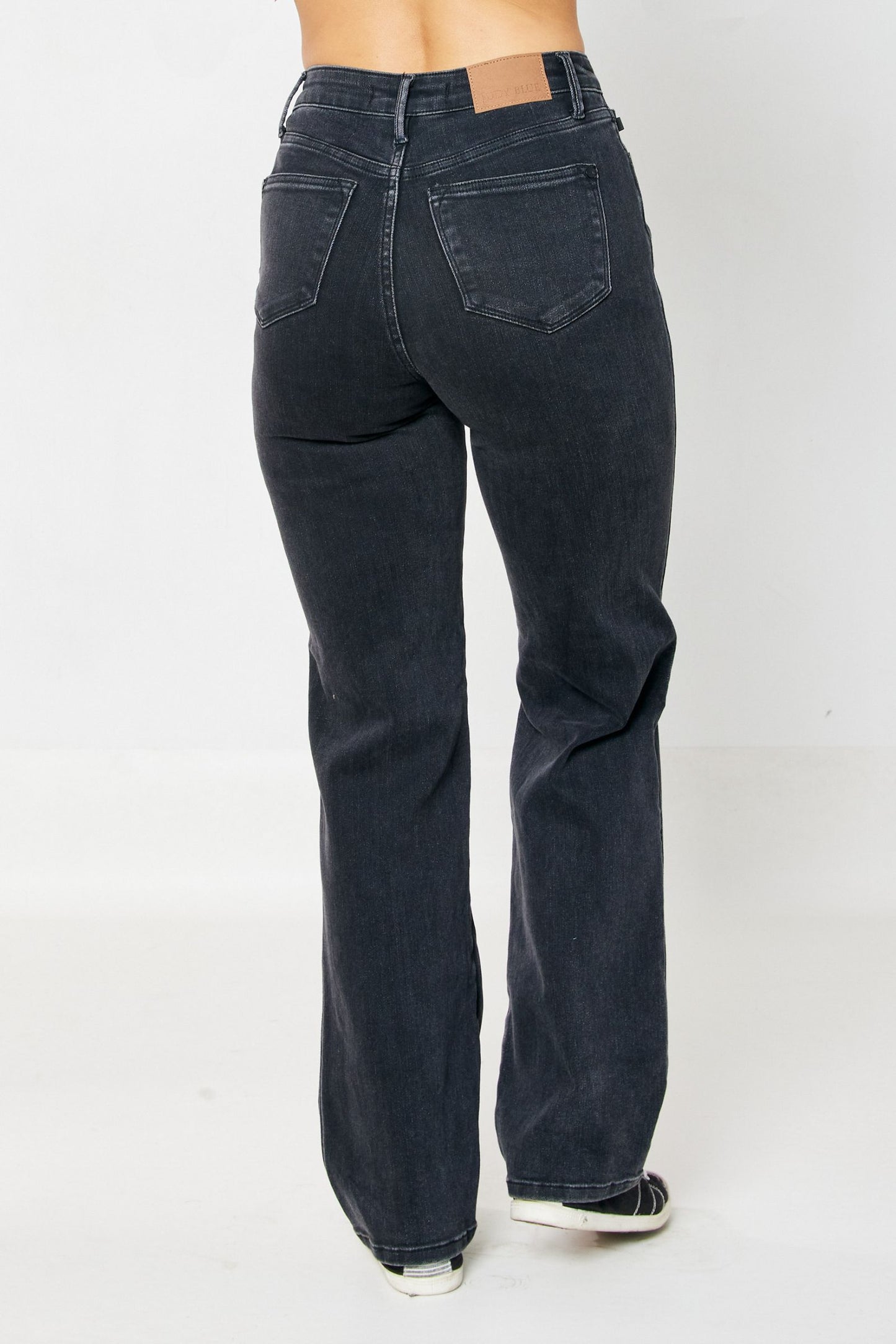 Judy Blue Rigid Magic Straight leg black distressed