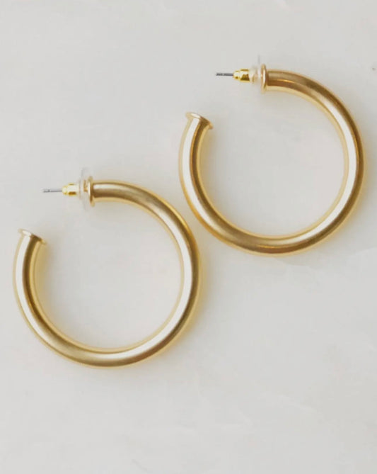 Upper Class hoop earrings