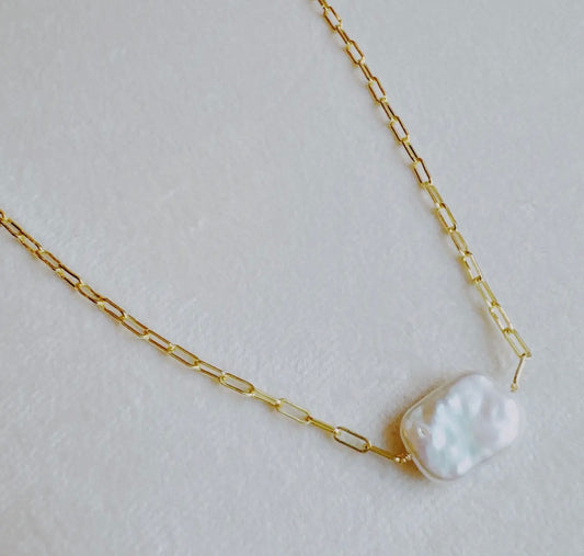 Hannah Baroque Pearl Chain Necklace