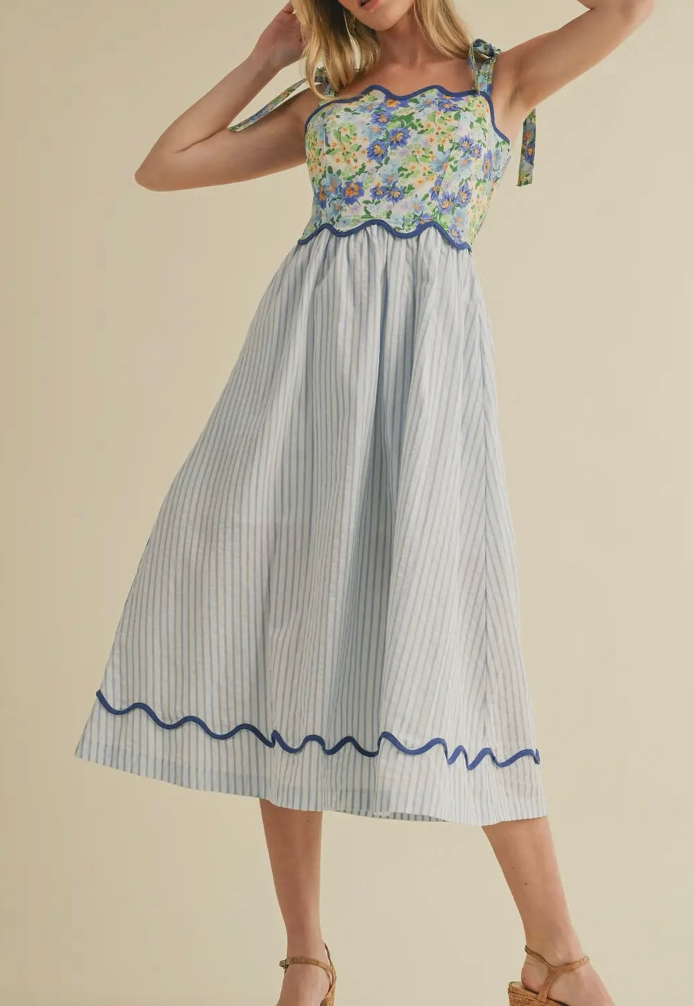 Scalloped floral midi dress