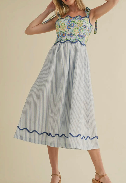 Scalloped floral midi dress